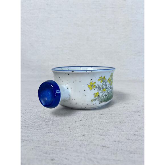 Vintage Floral Ceramic Cup | Cottagecore Retro Mug | Hand-Painted Yellow Flowers - Picture 3 of 8